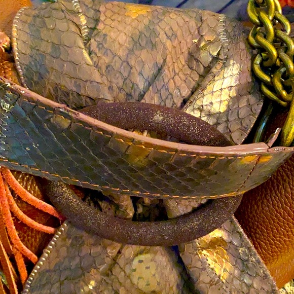 CHI. “FALCHI”Authentic 15 x 10 Exotic Leather & Exotic Reptile shoulder bag - Picture 5 of 7